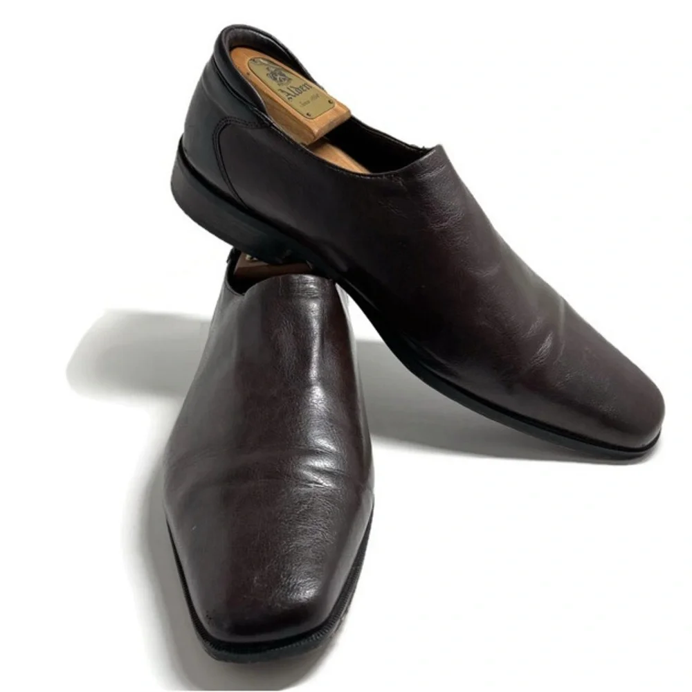DONALD PLINER BROWN STRETCH LEATHER SLIP ON LOAFERS